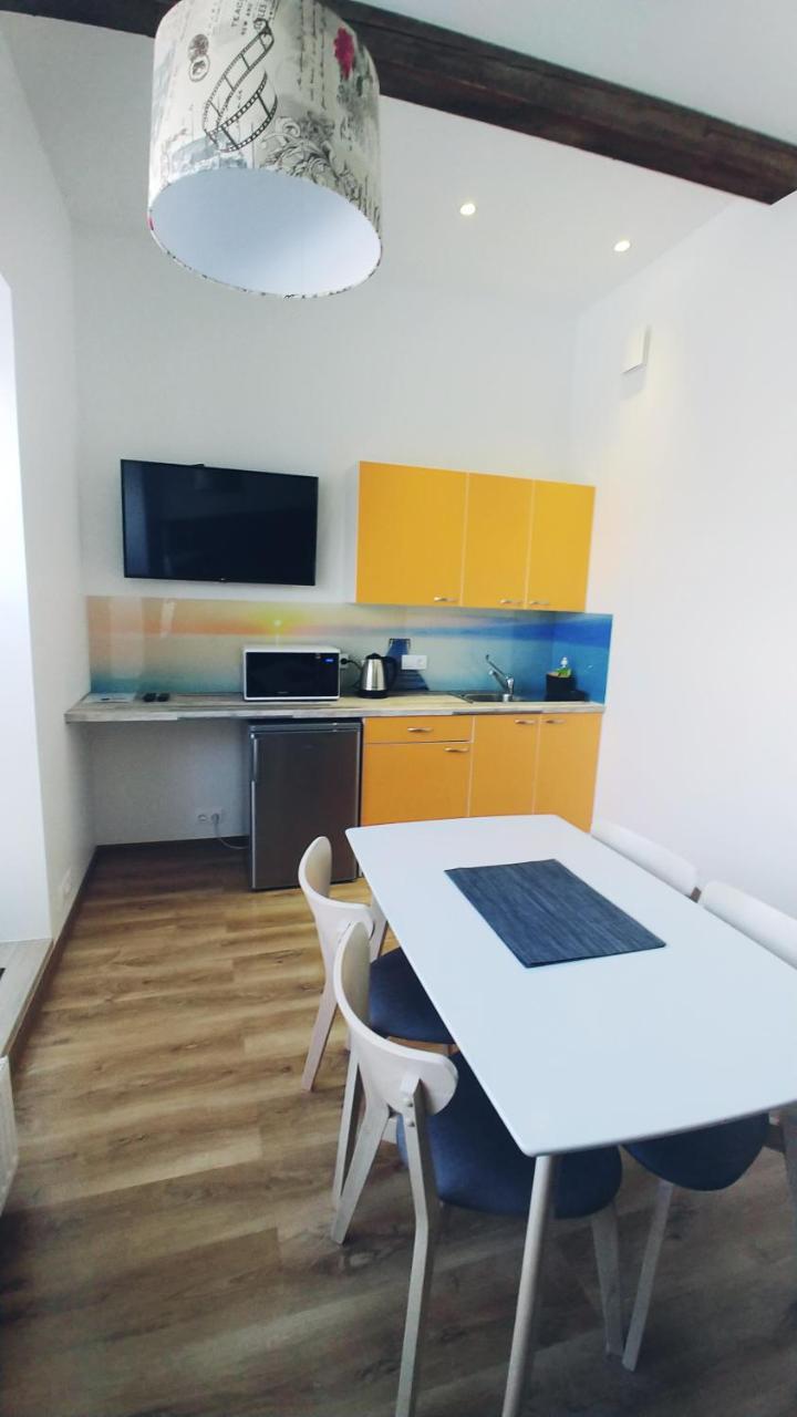 M/S Factory Apartments 塔林 外观 照片
