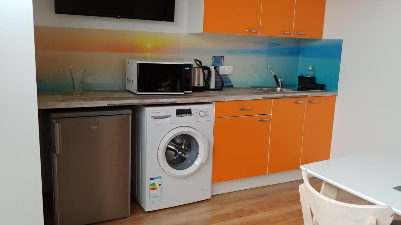 M/S Factory Apartments 塔林 外观 照片